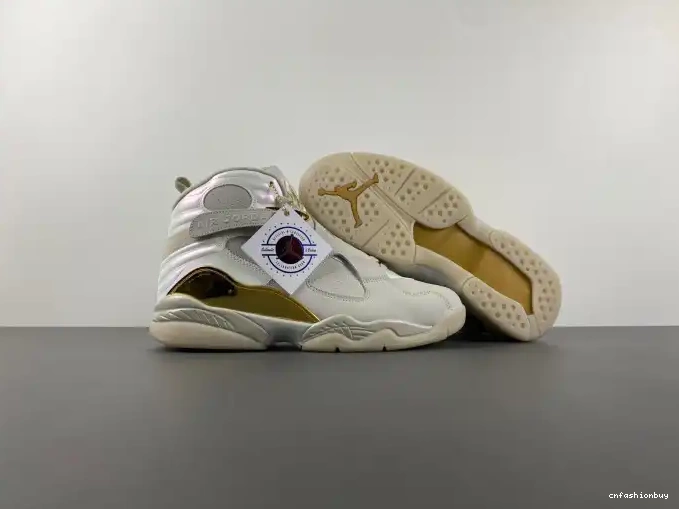 8 832821-030 Jordan Retro Champagne 0527